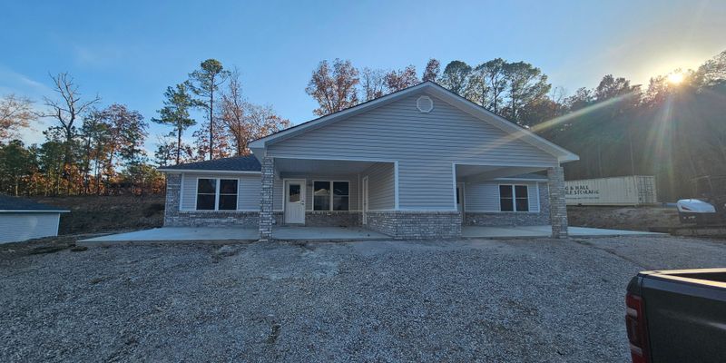 Garland County House: 216 White Eagle Trail
