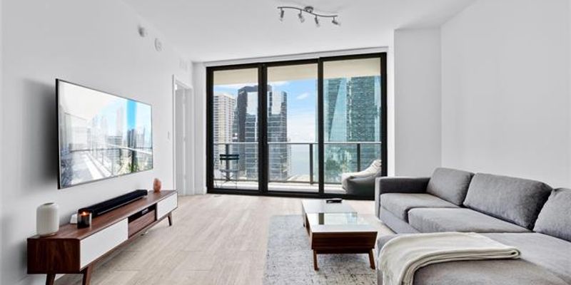 Miami Condo: 1300 S Miami Ave
