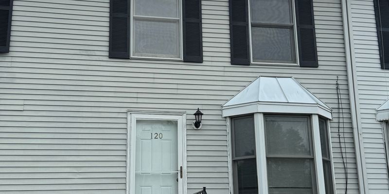 Newark House: 120 Whitburn Pl
