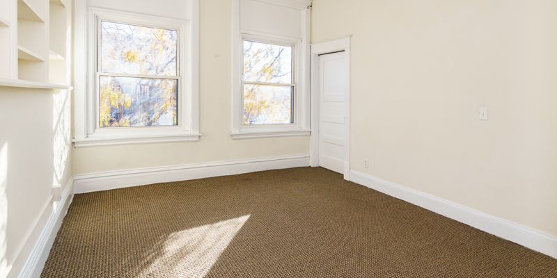 Minneapolis Apartment: 2957 Lyndale Ave S