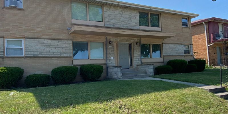 Milwaukee Apartment: 4043 N 60th St