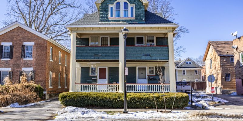 Rochester Apartment: 3 Sumner Park