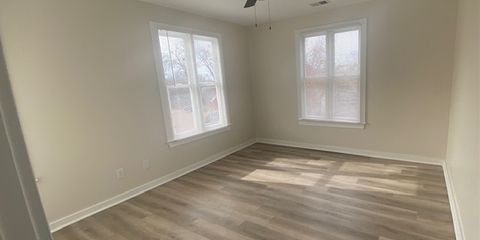 2nd room upstairs.jpg