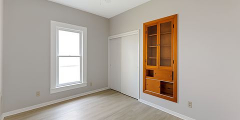 20251019_1641_Minimalist Empty Room_remix_01k7zdehyhfektyrhmzkxsyrtn.png