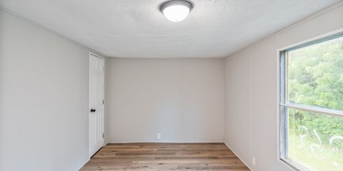 425 Eagle Way 2.0-11.jpg