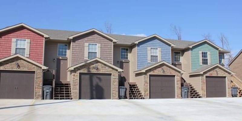 Clarksville Townhome: 995 South Ash Ridge Drive