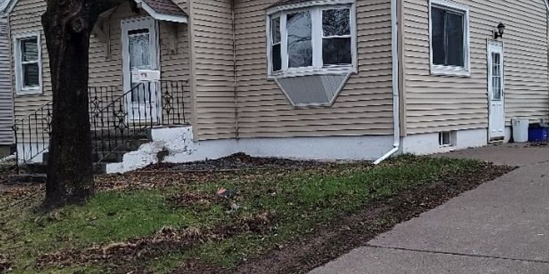 Duluth House: 1326 91st Ave W