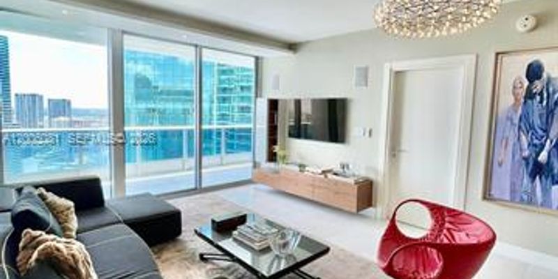 Miami Condo: 200 Biscayne Blvd Way