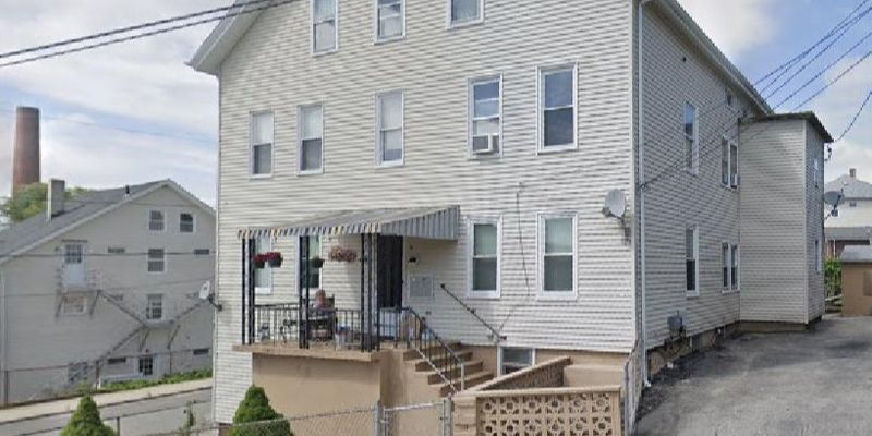 Fall River Apartment: 8 Harvard St