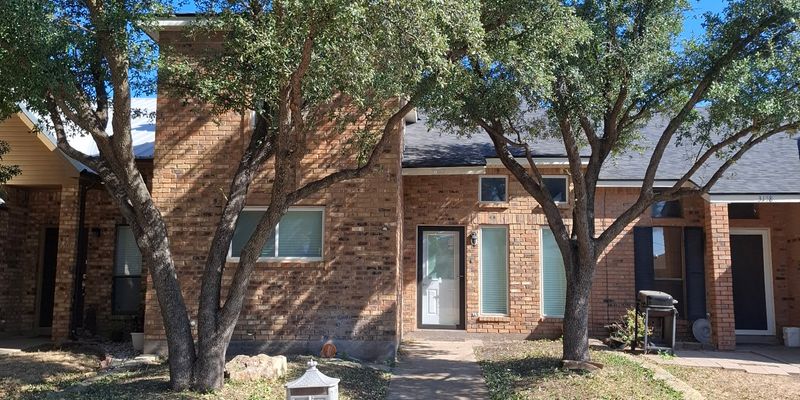 Abilene House: 3162 Chimney Cir