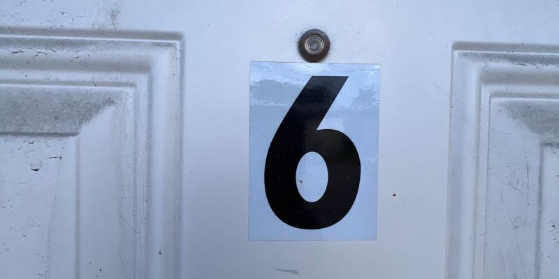 Pahokee Apartment: 354 Rardin Ave