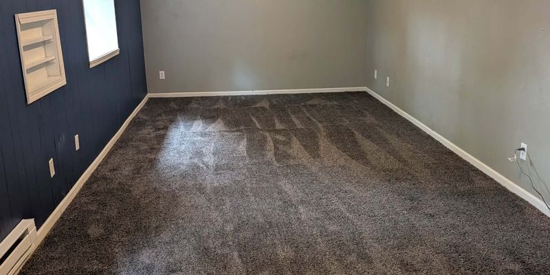 Little York Apartment: 435 S Broadway St