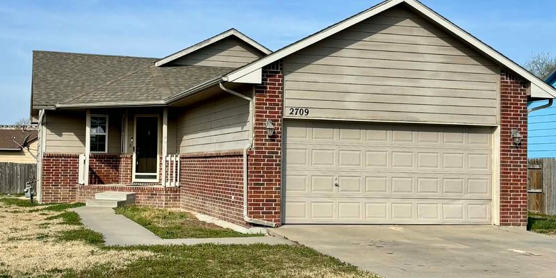 Wichita House: 2709 N Piatt Ave