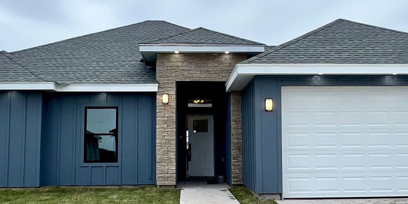 La Féria House: 116 Faith Drive, La Feria, TX 78559