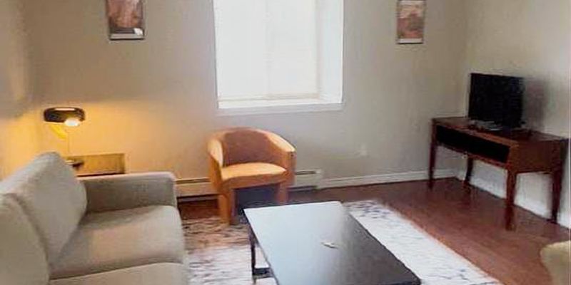 Denver Apartment: 980 S Dexter St