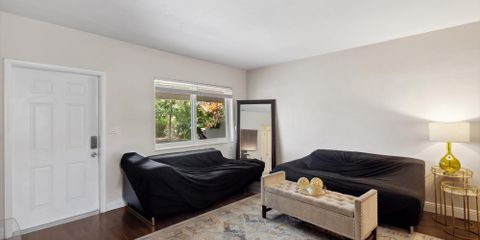 24-L1020982 copy.jpg