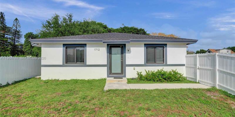 Miami House: 1712 NW 76th Terrace