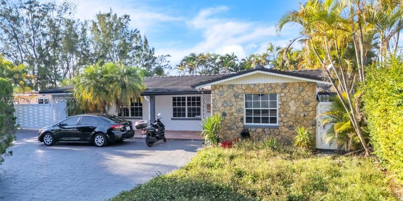 Miami House: 13237 SW 68th St