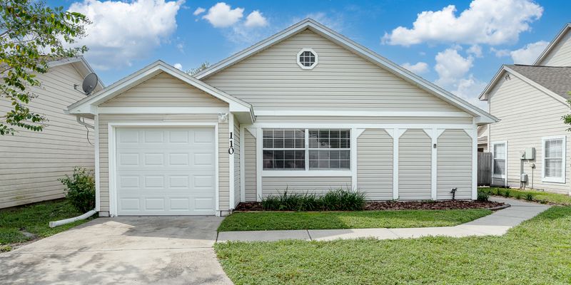 Orlando House: 110 Riverraft Ct