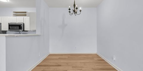 1600 Long Grove Interior 5.jpg