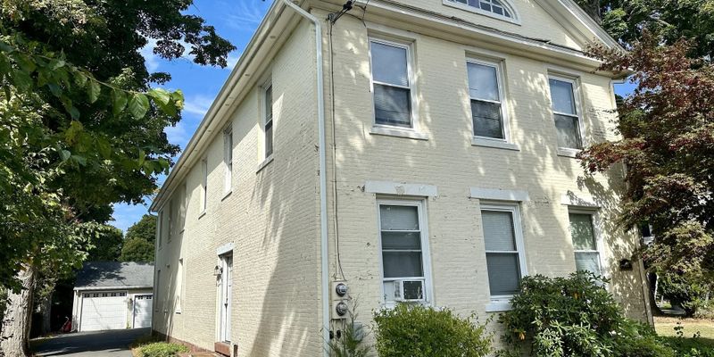 Somers Apartment: 649 Main St
