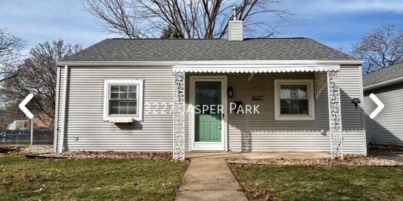 St. Louis House: 3227 Jasper Park