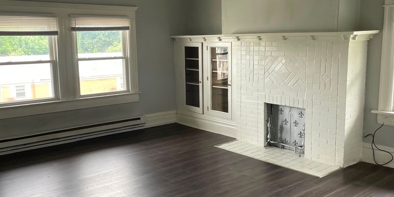 New Castle Apartment: 1202 Highland Ave