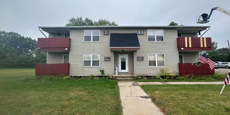 Stoughton Apartment: 209 West Street