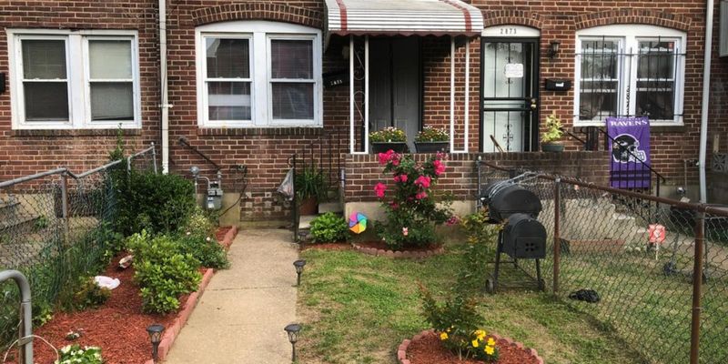 Baltimore House: 2871 Bookert Drive