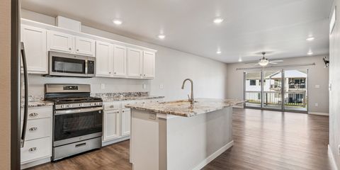 04-110_785 River Bnd Ln.jpg