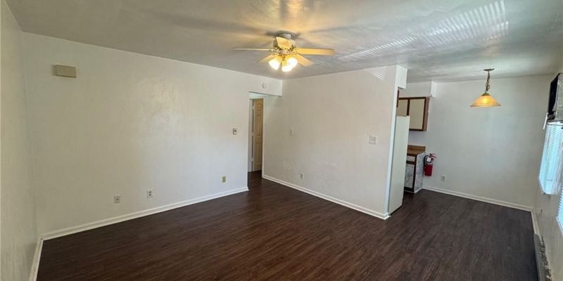 Norfolk Apartment: 7449 Fenner St