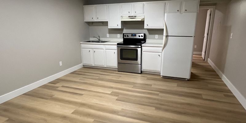 Anchorage Apartment: 8480 Jewel Lake Rd