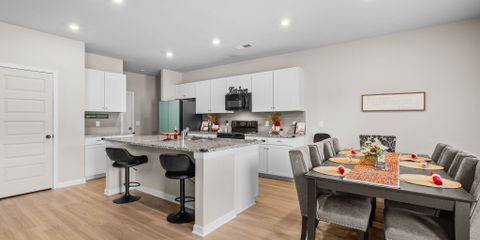 25-web-or-mls-Array_1518ValleyBrookDrSW-25.jpg