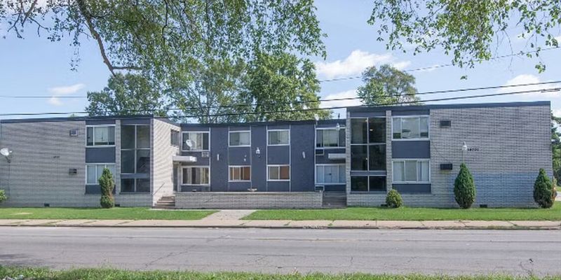 Detroit Apartment: 16700 Lahser Rd