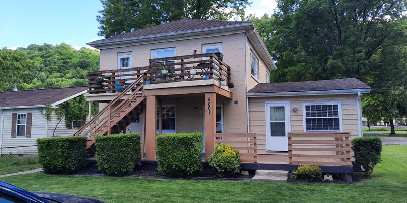 Charleston Apartment: 4601 Washington Ave SE