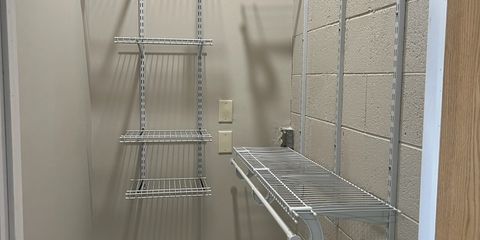 34f8jetlon2n6pnvpm71.jpeg