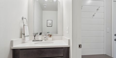 11-131_2217 St Andrews Dr.jpg