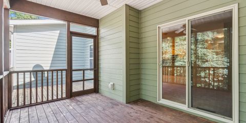 13-137 1894_N_Dubuque_Rd.jpg