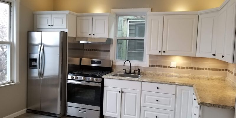 Bloomfield Apartment: 40 Olive St