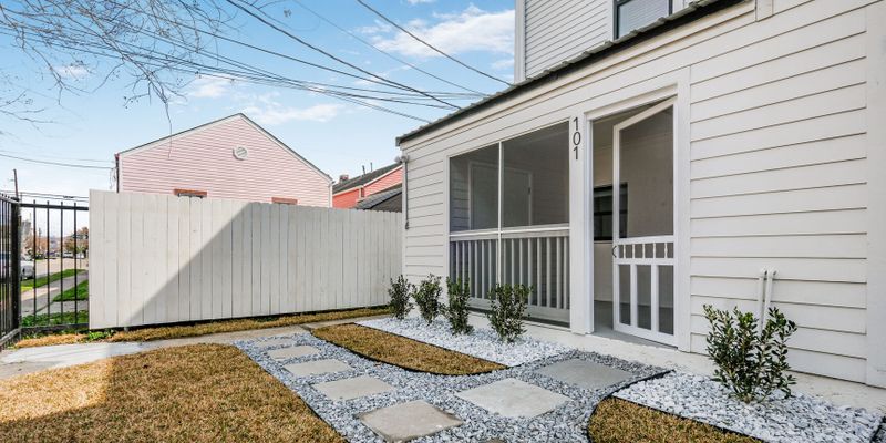 New Orleans Apartment: 3318 S Saratoga St