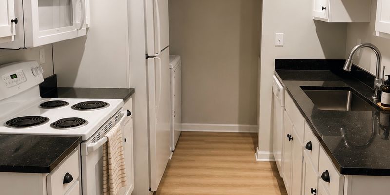 Burlington House: 219 Hildred Dr