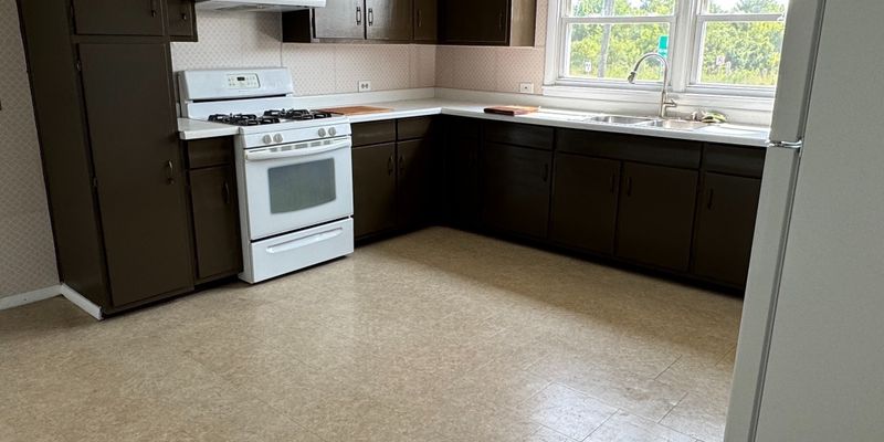 Gurnee Apartment: 1111 US-41