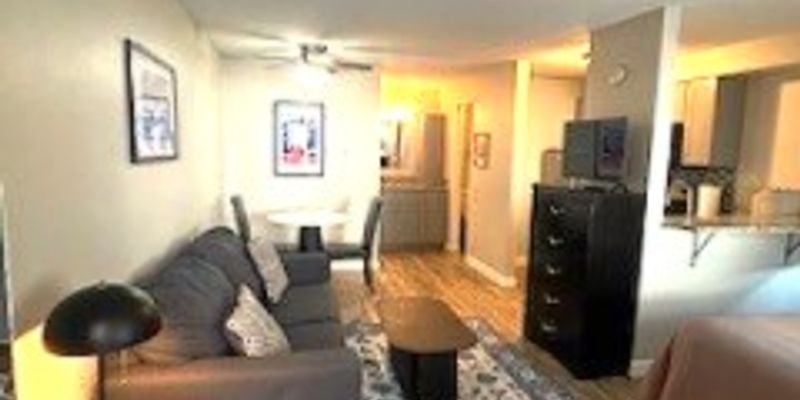 Denver Apartment: 980 S Dexter St