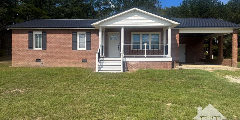 Jefferson House: 478 Munns Mill Rd