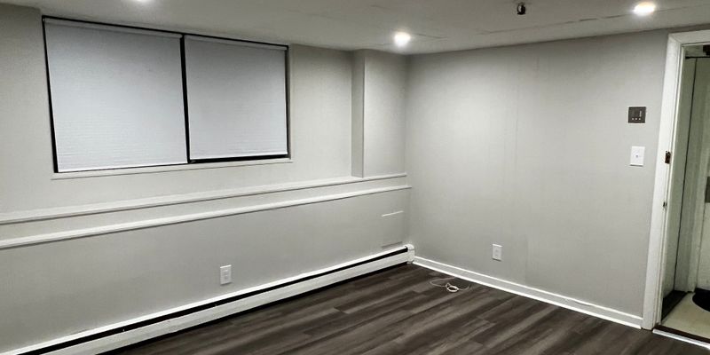 Boston Apartment: 216c South St