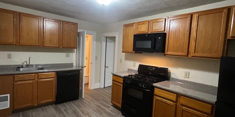 Nahant Apartment: 297 Nahant Rd