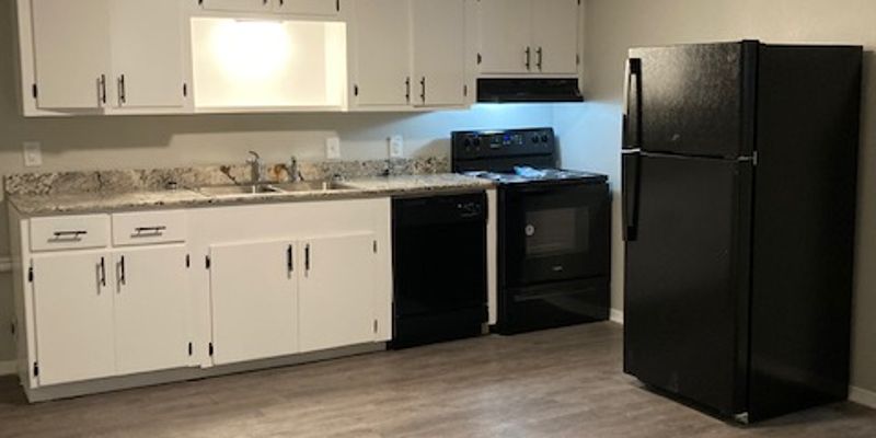 Mount Pleasant Apartment: 2241 W Burton Rd