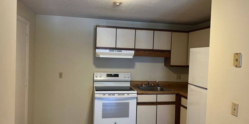 Winchendon Apartment: 250 Spring Cir