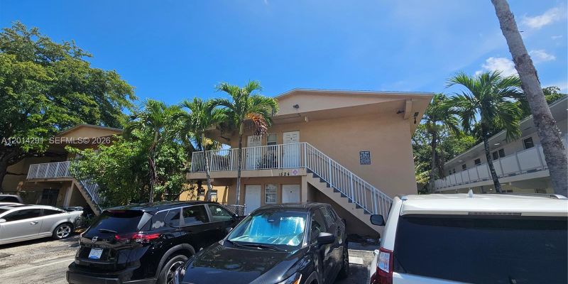 Fort Lauderdale Apartment: 1524 SW 5th Pl