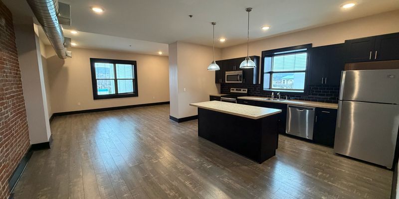 Scranton Apartment: 305 Penn Ave